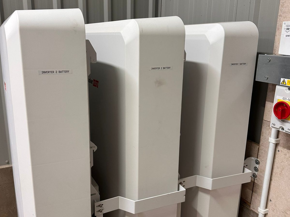 Commercial battery storage