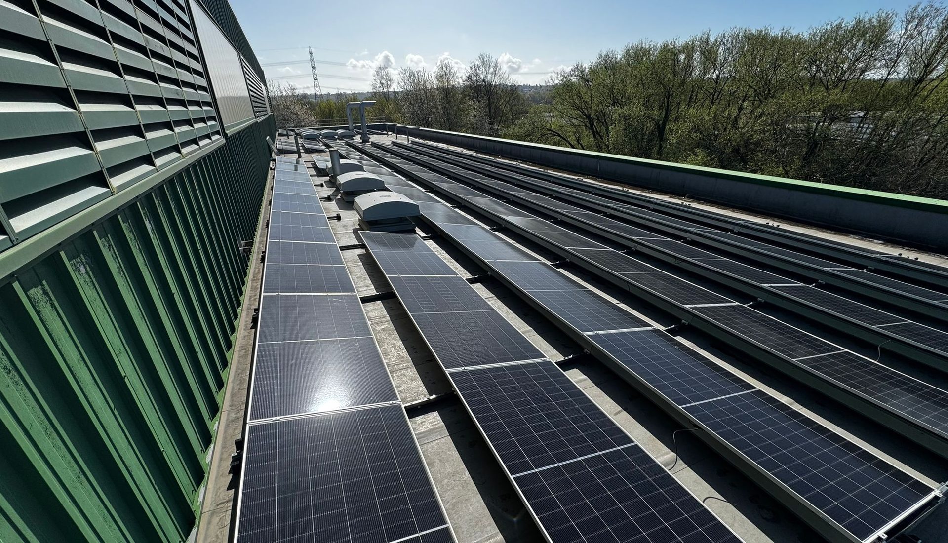 Commercial rooftop solar